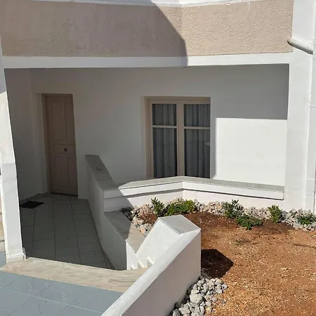 Coralli 3* Kokkini Hani