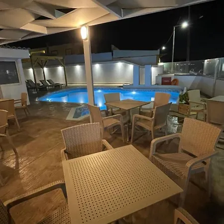 Coralli Hotel 3*