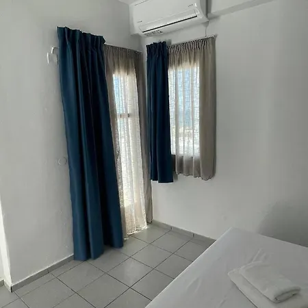 Coralli 3* Kokkini Hani