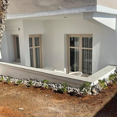 Coralli 3* Kokkini Hani
