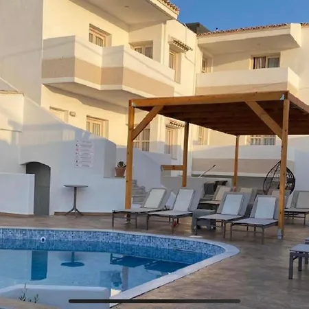 Coralli Hotel 3*