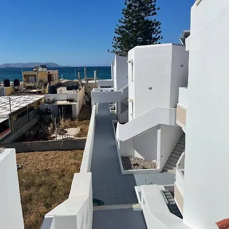 Coralli Hotel 3*